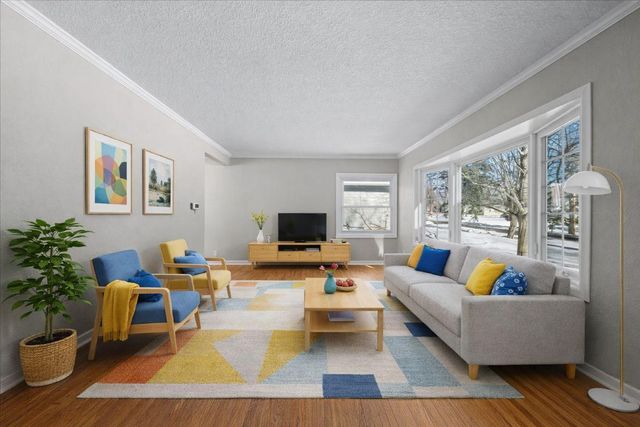 2567 Clarence Street, Maplewood, MN 55109