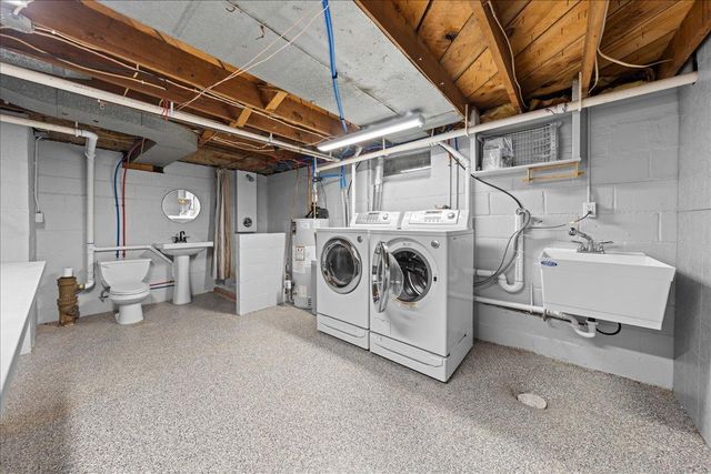 2567 Clarence Street, Maplewood, MN 55109