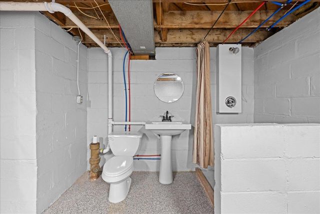 2567 Clarence Street, Maplewood, MN 55109