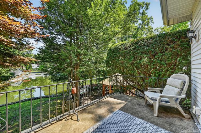 95 Collyer Avenue, New City, NY 10956