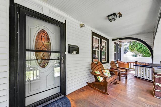 95 Collyer Avenue, New City, NY 10956