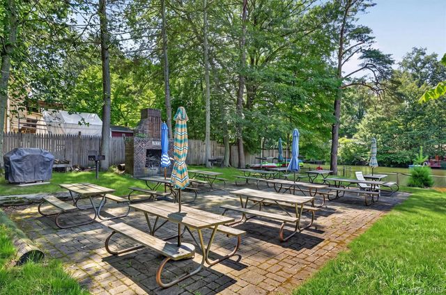 95 Collyer Avenue, New City, NY 10956