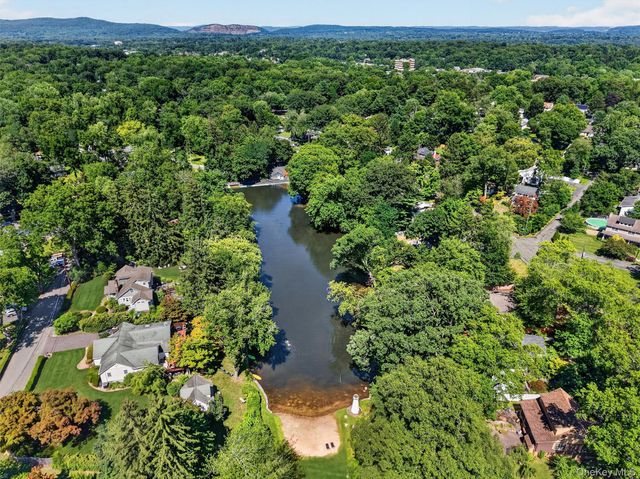 95 Collyer Avenue, New City, NY 10956