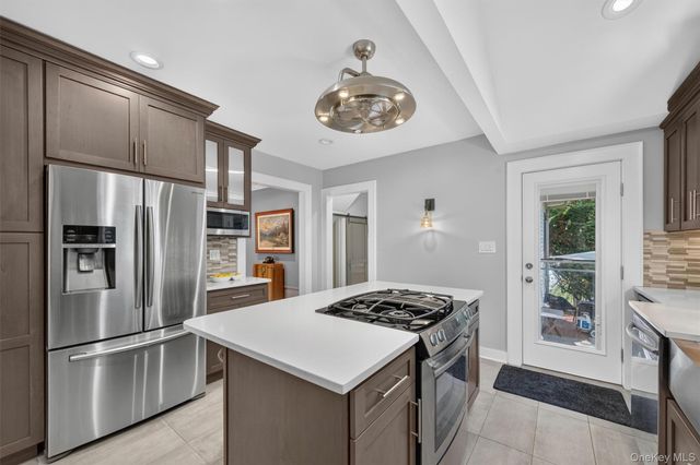 95 Collyer Avenue, New City, NY 10956