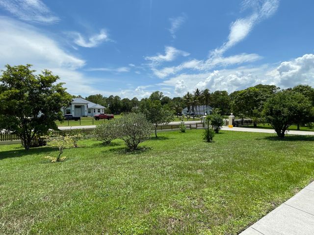 12625 88TH Place N, The Acreage, FL 33412