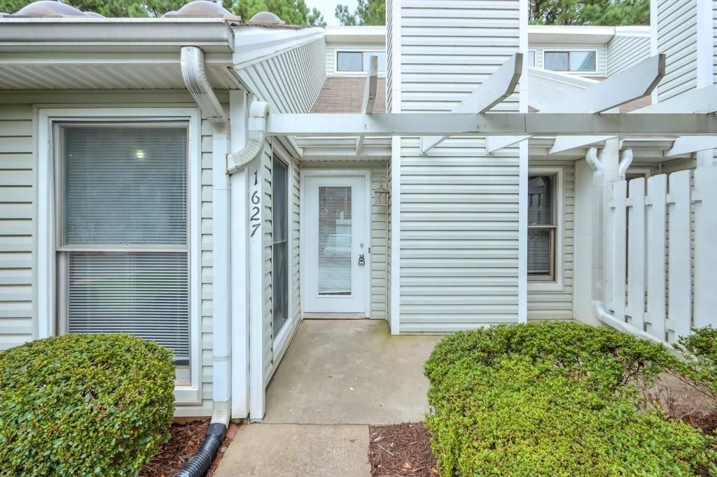 1627 Homestead Trail, Alpharetta, GA 30005