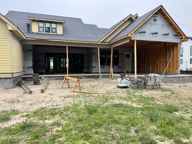 126 W Scarborough Court, Hampstead, NC 28443