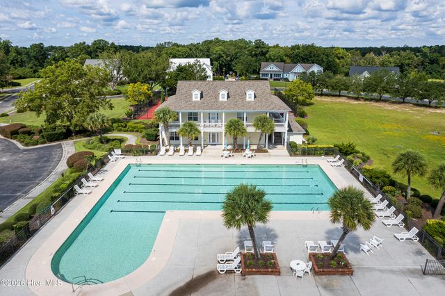 126 W Scarborough Court, Hampstead, NC 28443