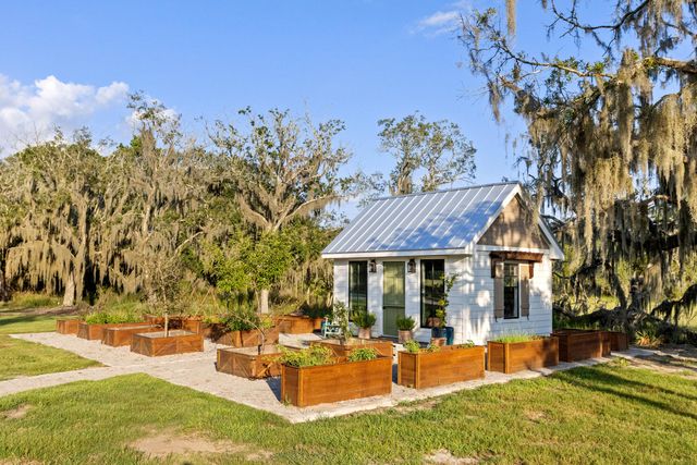 4663 Summit Plantation Road, Meggett, SC 29449