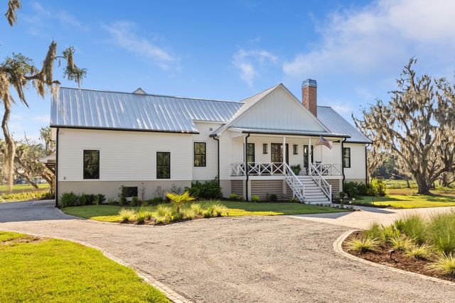 4663 Summit Plantation Road, Meggett, SC 29449