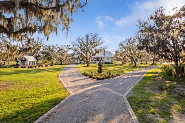 4663 Summit Plantation Road, Meggett, SC 29449