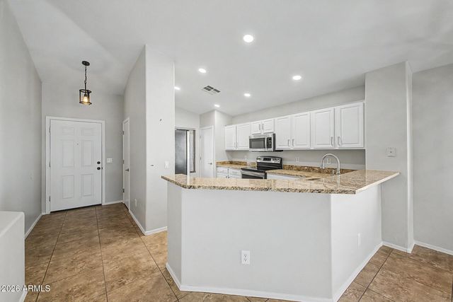 17121 W ELIZABETH Avenue, Goodyear, AZ 85338