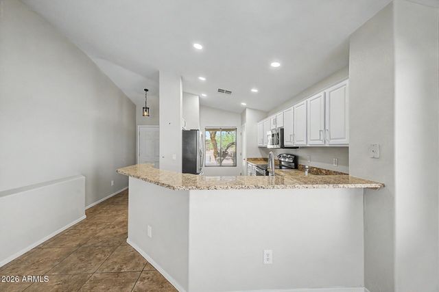 17121 W ELIZABETH Avenue, Goodyear, AZ 85338