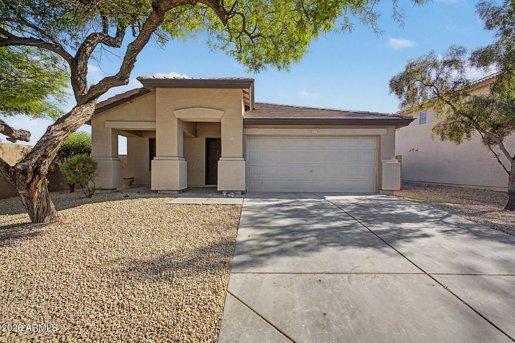 17121 W ELIZABETH Avenue, Goodyear, AZ 85338