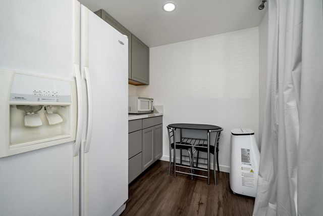 74 Via Minorca, Cathedral City, CA 92234