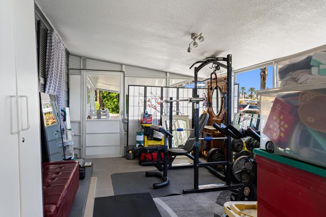 74 Via Minorca, Cathedral City, CA 92234