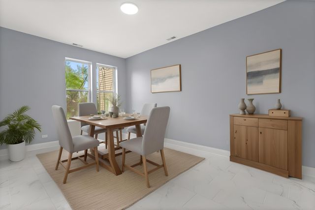 4718 W MONROE Street, Chicago, IL 60644