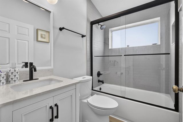 120 Saratoga Boulevard E, Royal Palm Beach, FL 33411