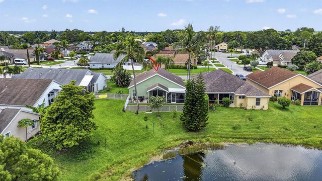 120 Saratoga Boulevard E, Royal Palm Beach, FL 33411