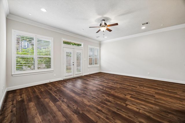 5513 Petty Street C, Houston, TX 77007