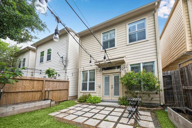 5513 Petty Street C, Houston, TX 77007