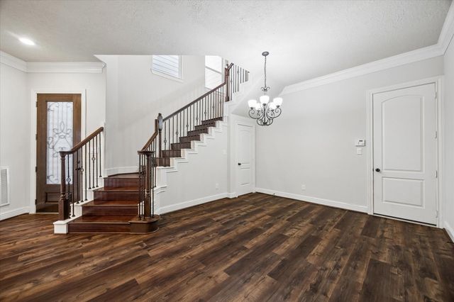 5513 Petty Street C, Houston, TX 77007