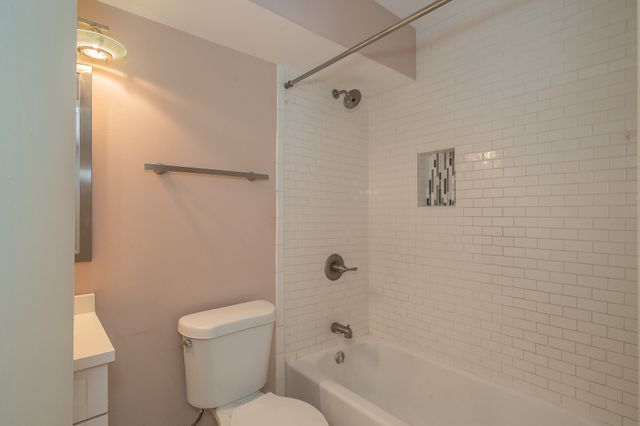 7937 Royal Lane 223, Dallas, TX 75230