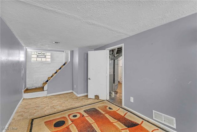 27125 Mallard Avenue, Euclid, OH 44132