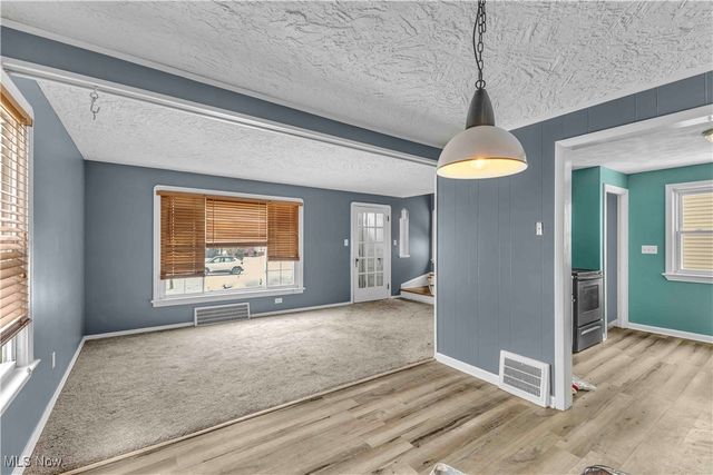 27125 Mallard Avenue, Euclid, OH 44132