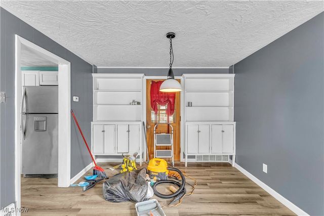 27125 Mallard Avenue, Euclid, OH 44132