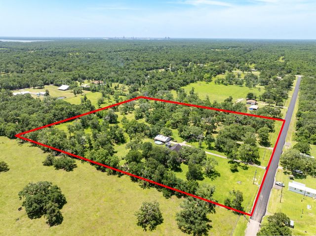 5599 County Road 362, Sweeny, TX 77480