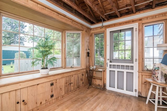 202 Jackson St, Northampton, MA 01060