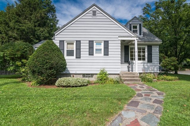202 Jackson St, Northampton, MA 01060
