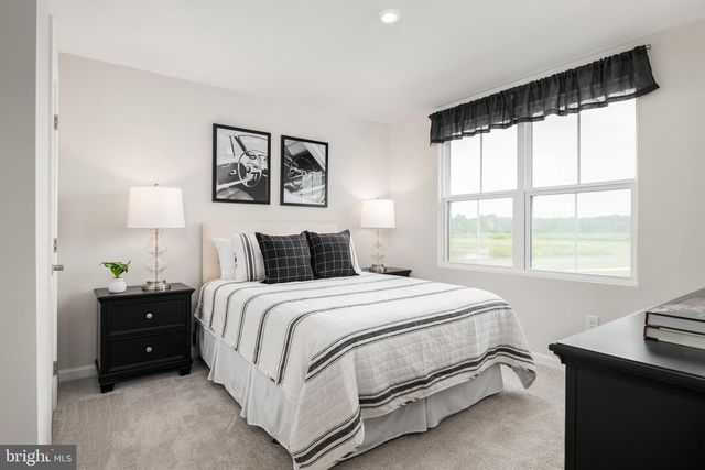 1952H MUTUAL DR, Inwood, WV 25428