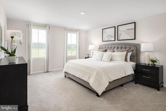 1952H MUTUAL DR, Inwood, WV 25428