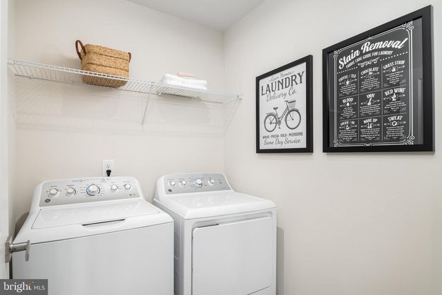 1952H MUTUAL DR, Inwood, WV 25428