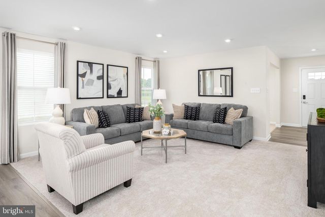 1952H MUTUAL DR, Inwood, WV 25428