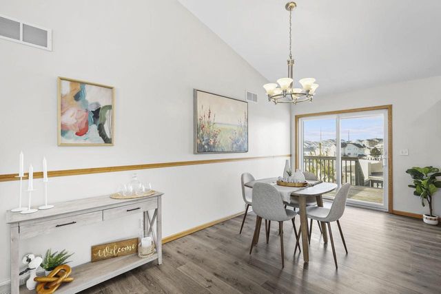 1032 VISTA RIDGE Drive, Mount Horeb, WI 53572