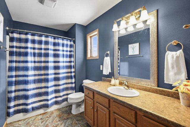 1032 VISTA RIDGE Drive, Mount Horeb, WI 53572