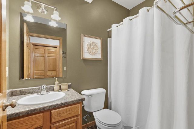 1032 VISTA RIDGE Drive, Mount Horeb, WI 53572