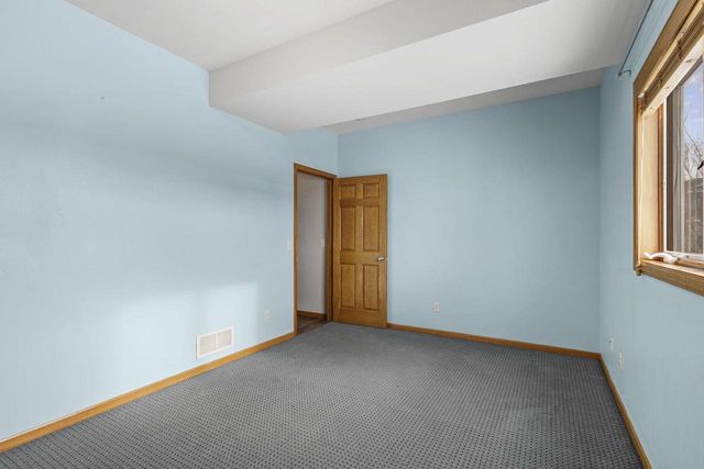 1032 VISTA RIDGE Drive, Mount Horeb, WI 53572