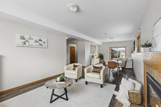 1032 VISTA RIDGE Drive, Mount Horeb, WI 53572