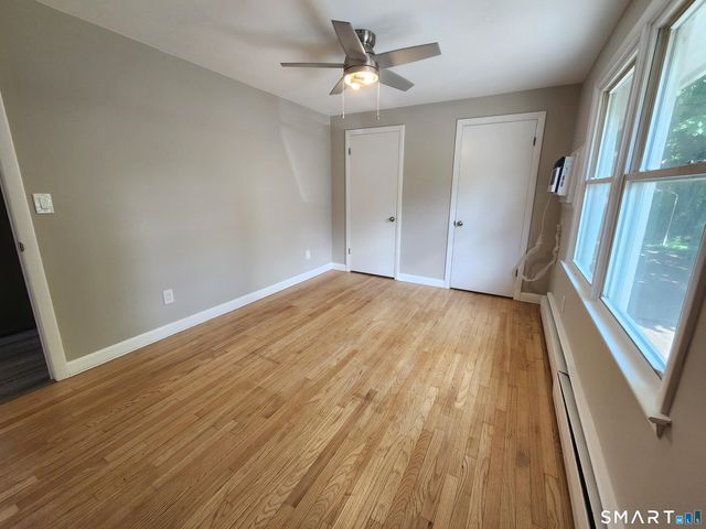 29 Palm Street, Manchester, CT 06040