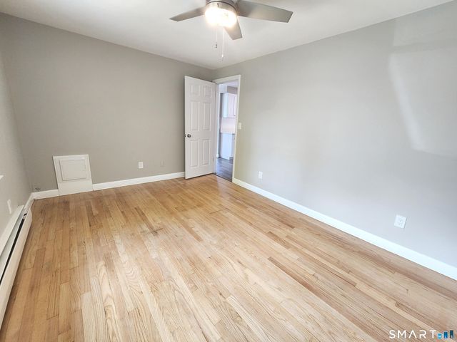 29 Palm Street, Manchester, CT 06040