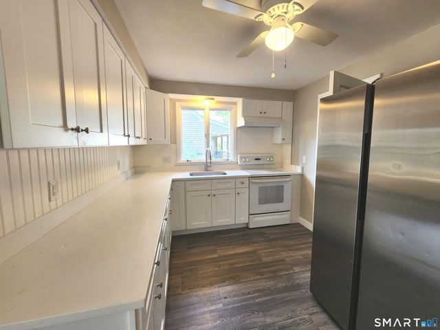 29 Palm Street, Manchester, CT 06040