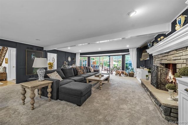 3985 S Ellamae Road, Oakland, MI 48363