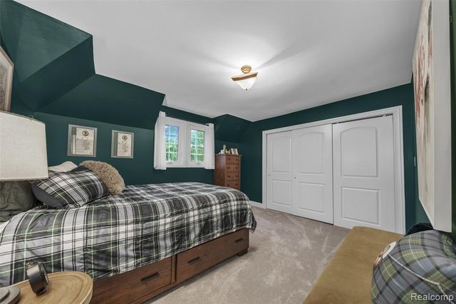 3985 S Ellamae Road, Oakland, MI 48363