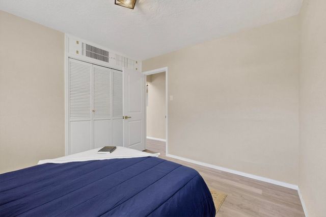 2805 CHRISTINE Street NE, Albuquerque, NM 87112