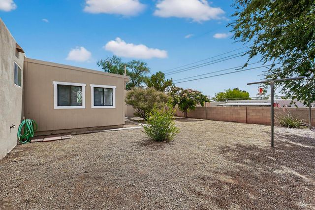 2805 CHRISTINE Street NE, Albuquerque, NM 87112