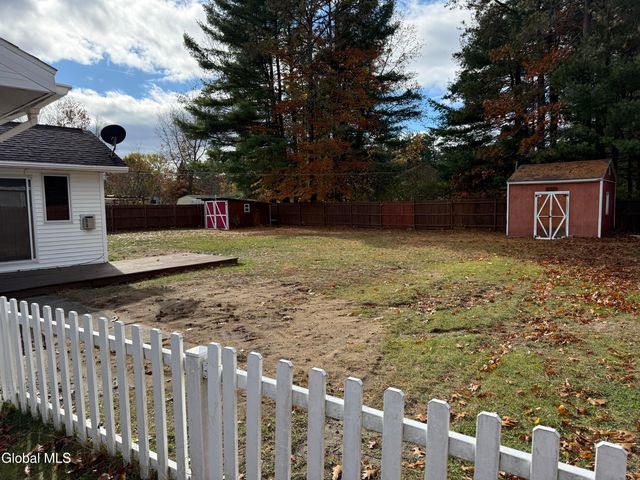 47 Pinewood Road, Queensbury, NY 12804